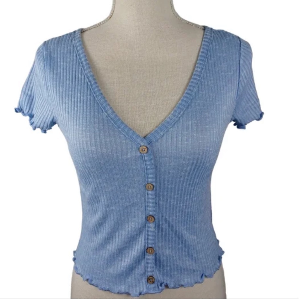 NWOT Crave Fame Ribbed Tee Small Blue -Short Sleeve -Low V-Neck Button Up